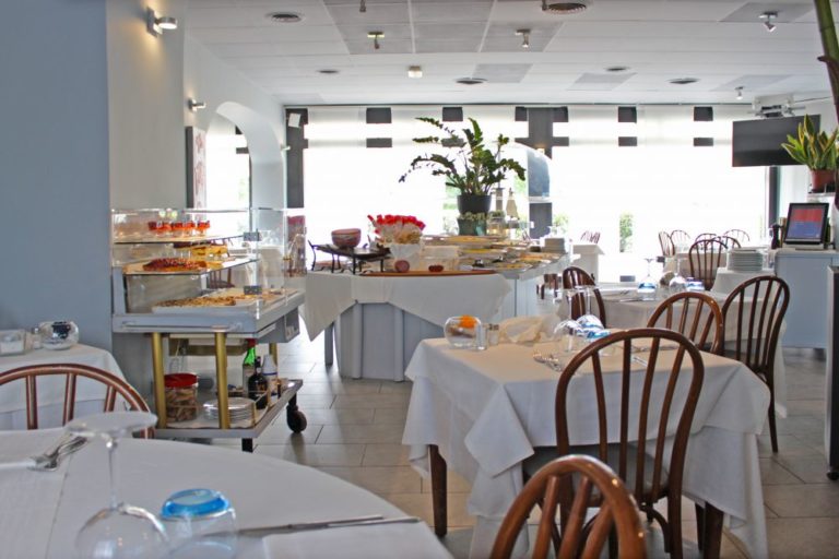 Recensioni Tripadvisor, una sala del Ristorante Da Dino a Torino