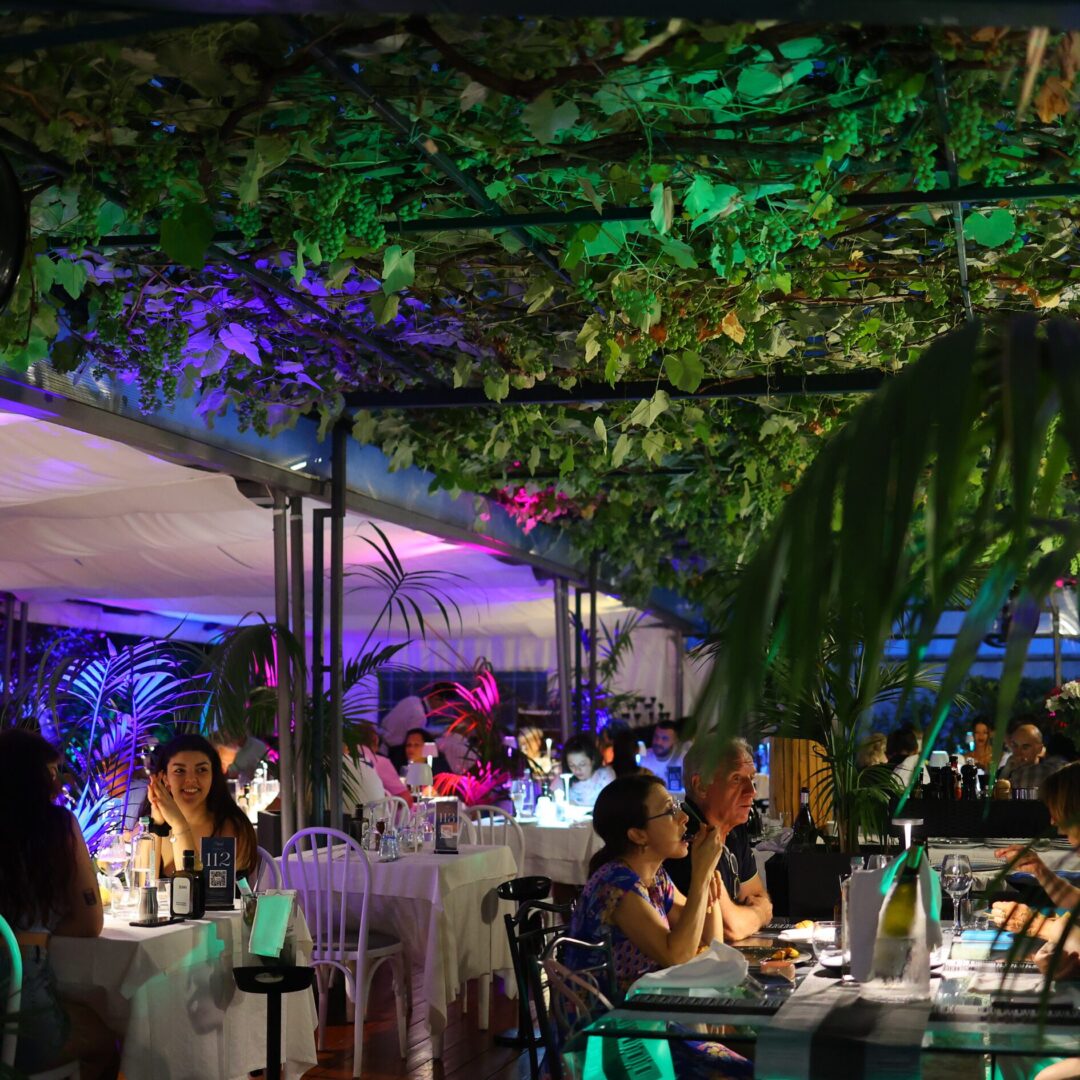 Cena romantica - giardino estivo - Pasqua al Ristorante Da Dino a Torino