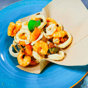 Fritto misto di calamari e gamberi - Da Dino il migliore ristorante di pesce a Torino