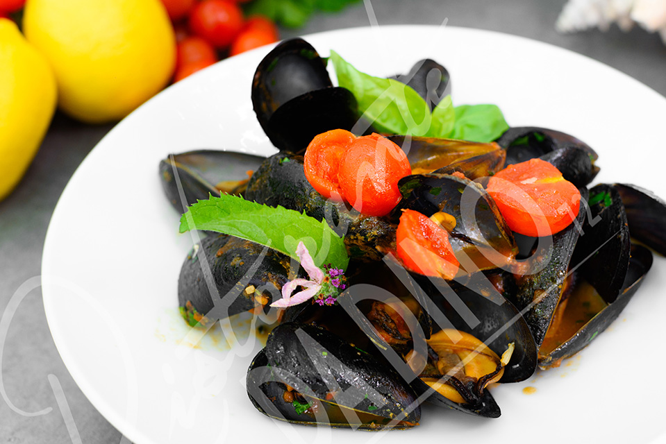 cozze con pomodorini