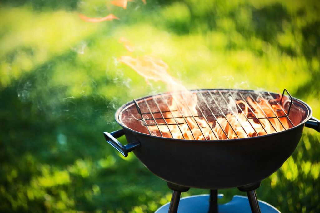 barbecue acceso